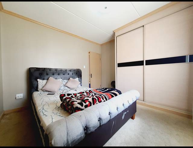 2 BEDROOM APARTMENT FOR SALE IN NOORDWYK